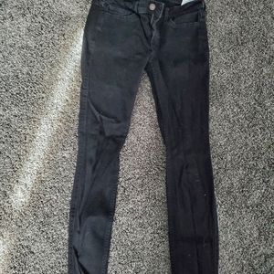 Black skinny jeans